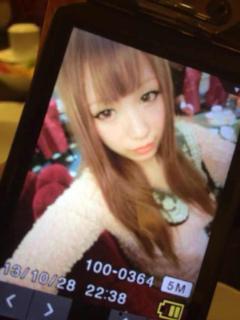 羙熙个人资料,才华横溢的年轻艺术家，用画笔描绘多彩人生